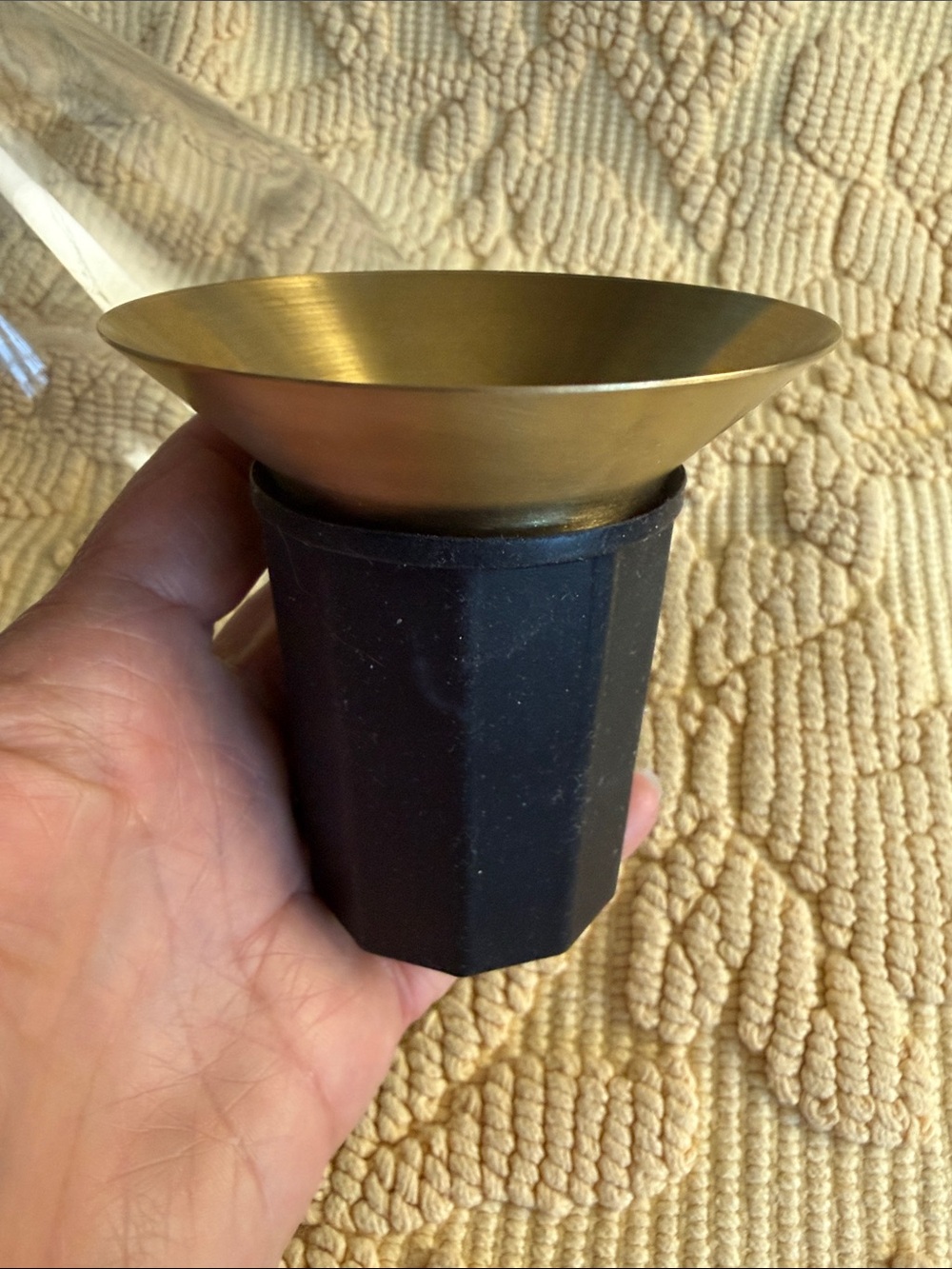 PREOWNED Rabbit ® RBT Wine Decanter - Picture 3 of 5